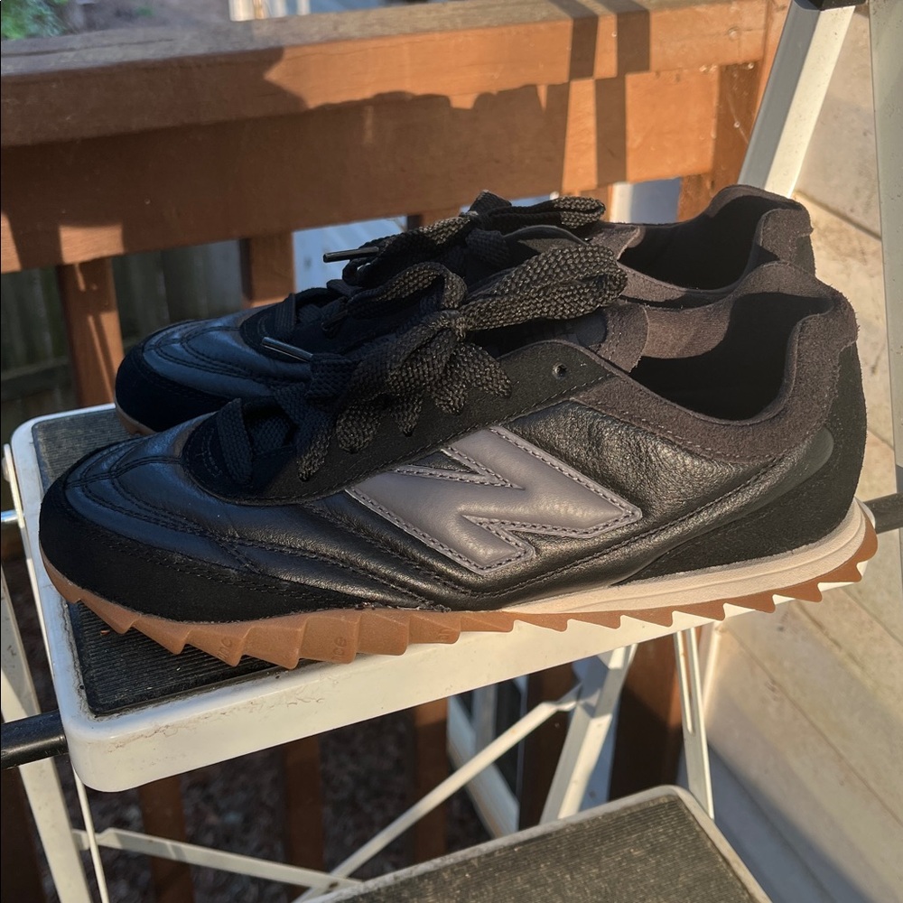 New Balance RC30 in “black magnet” colorway